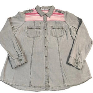 Maurice’s Button Down Southwest Metal Accent Shirt‎